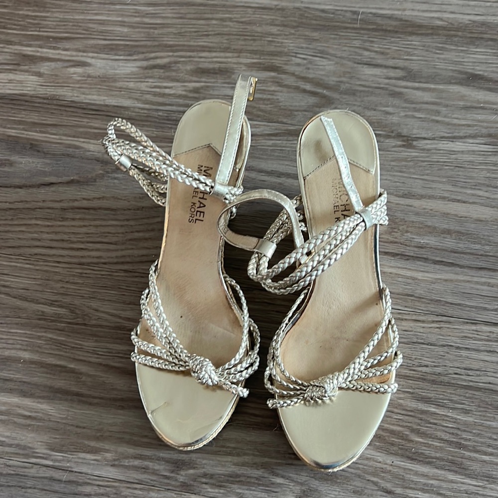 Micheal Kors wedges